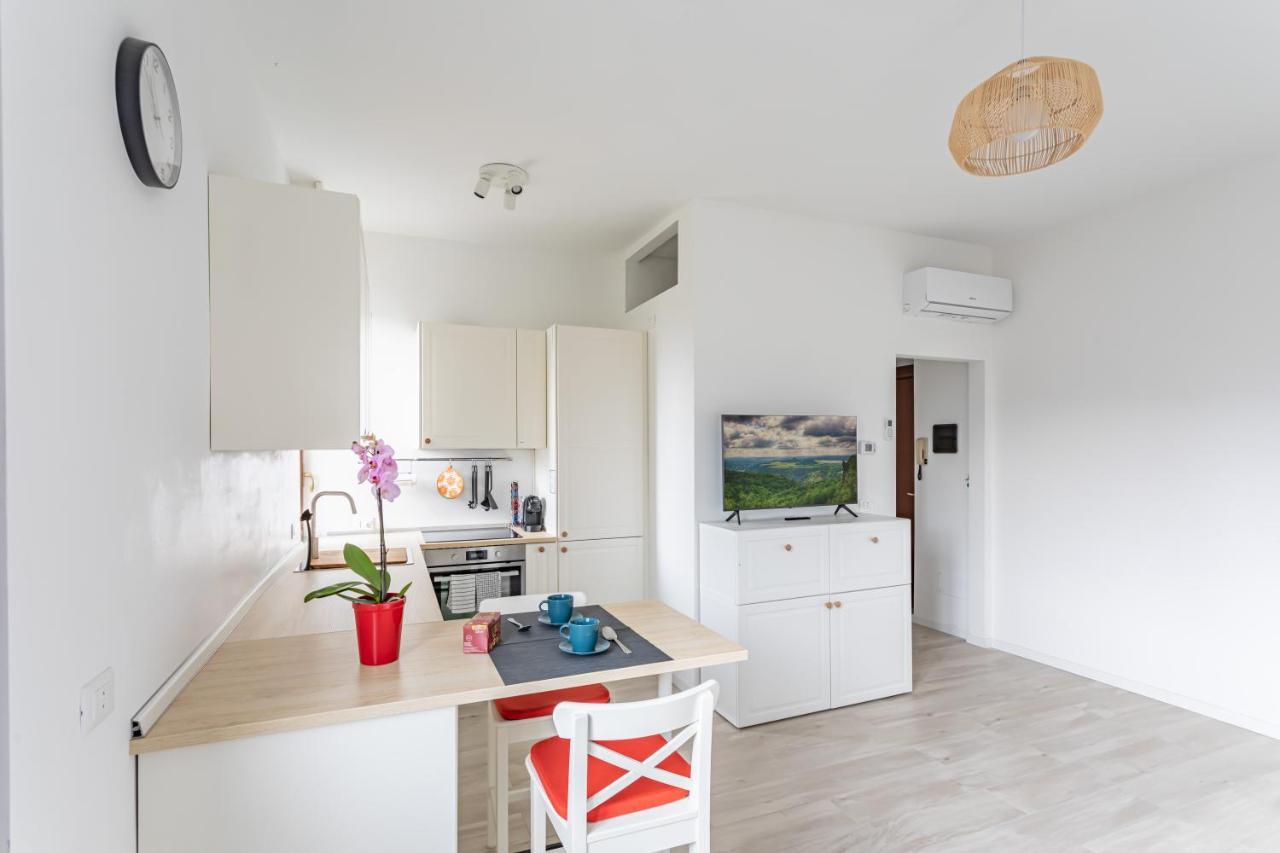 Appartamento House Maga - By Host4U Brescia Esterno foto