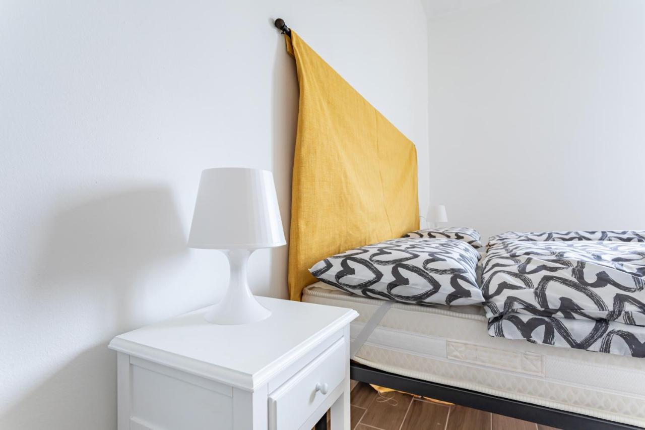 Appartamento House Maga - By Host4U Brescia Esterno foto